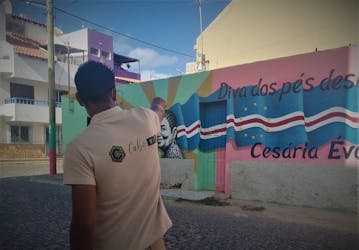 Пешеходная экскурсия по уличному искусству Санта-Мария с Тапас